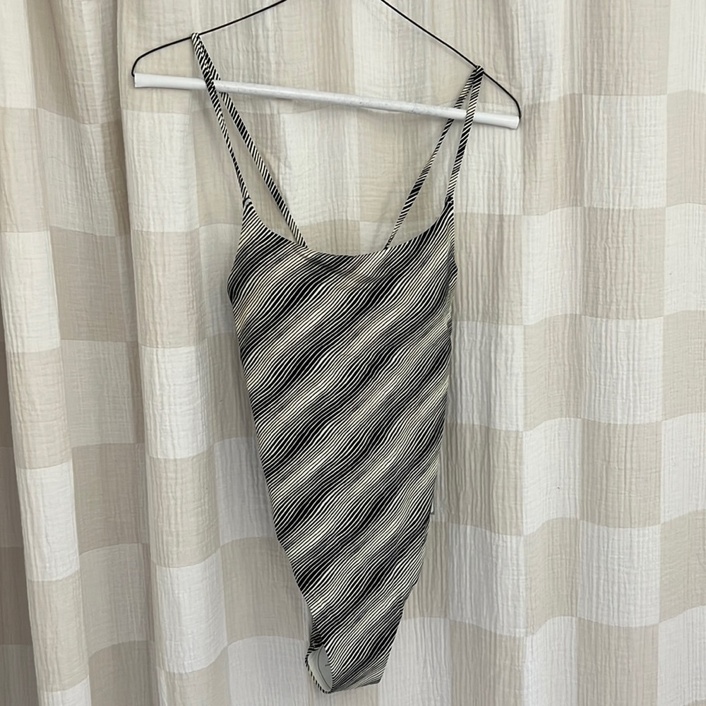 NWT Everlane one piece swimsuit